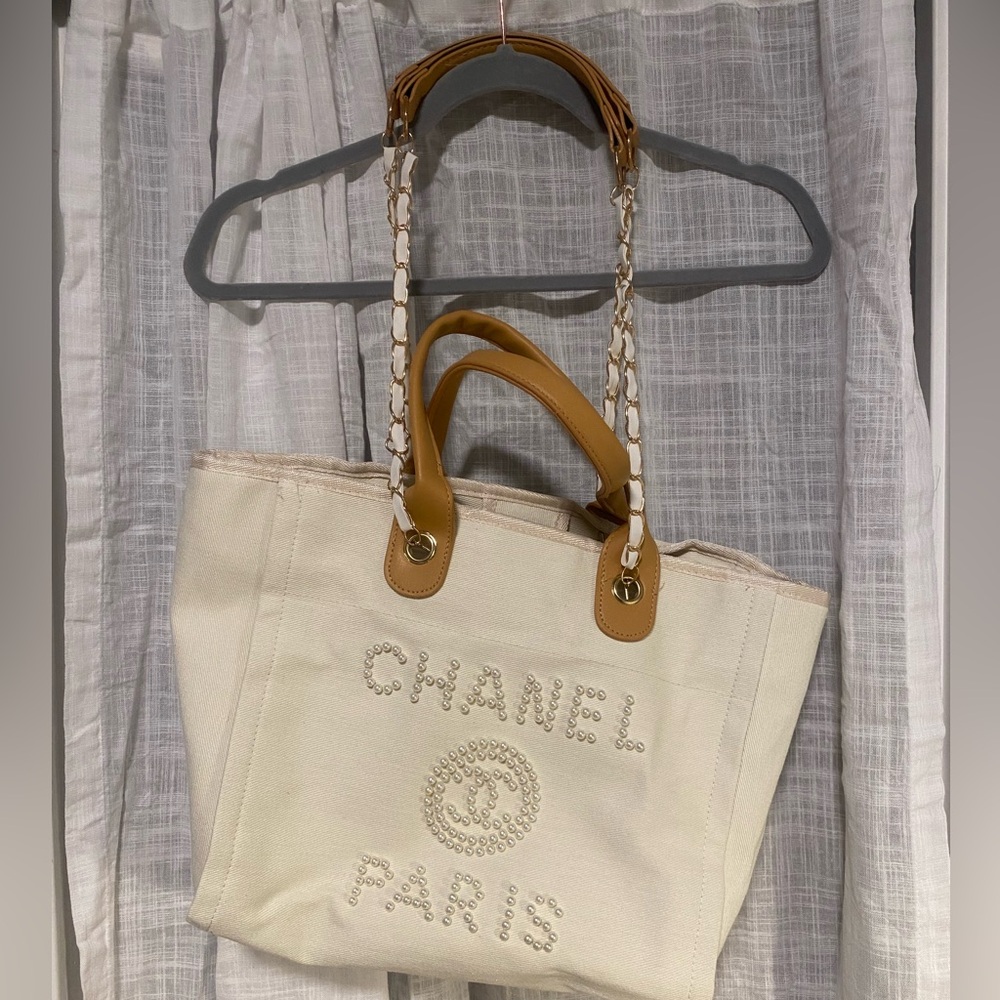 Chanel tote; a really great lookalike for a good deal.